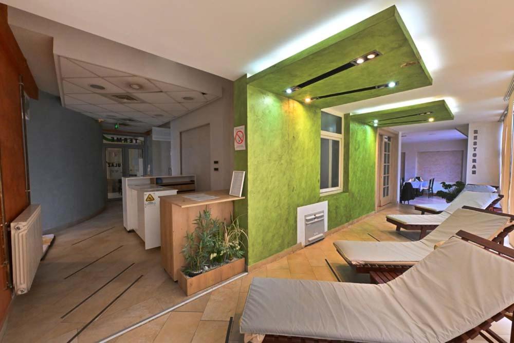 Hotel Tiski Cvet Novi Bečej المظهر الخارجي الصورة