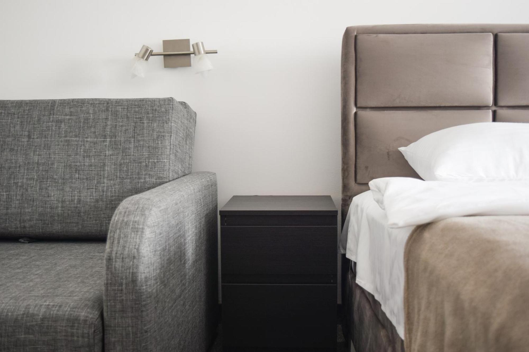 Hotel Tiski Cvet Novi Bečej المظهر الخارجي الصورة